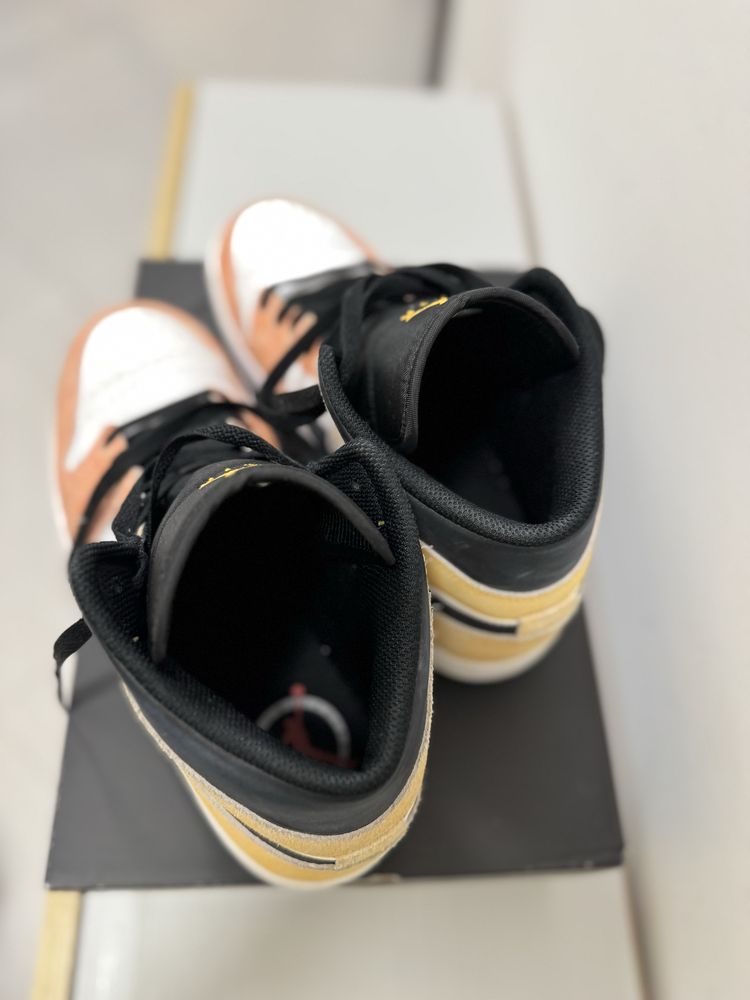 Nike Jordan 1 Mid