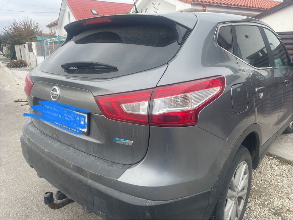 Vând Nissan Qasqhai