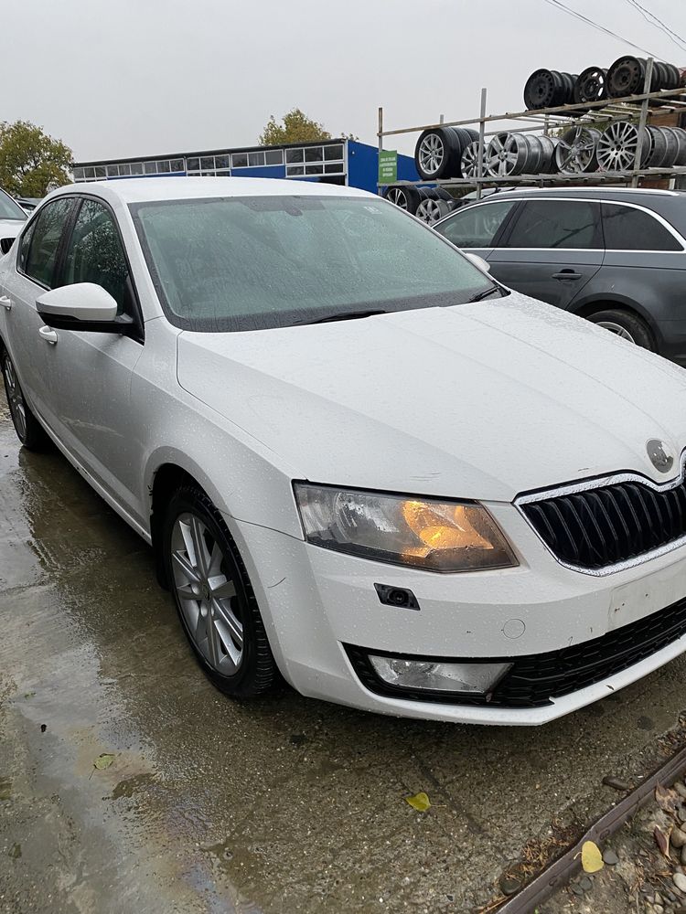 Carcasă filtru aer Skoda Octavia 3 2.0 tdi