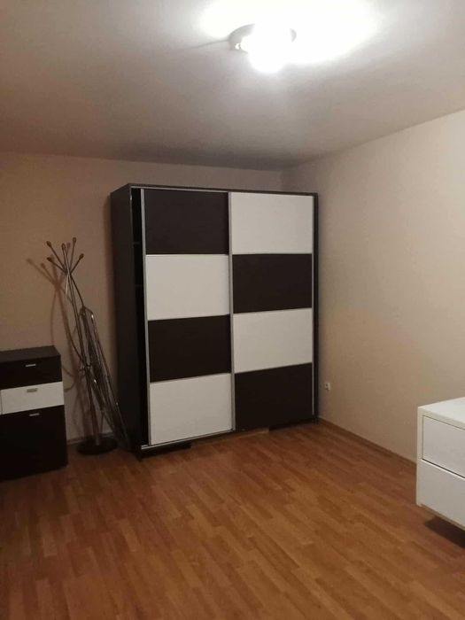 Inchiriez apartament in Baia mare pe strada  Vic