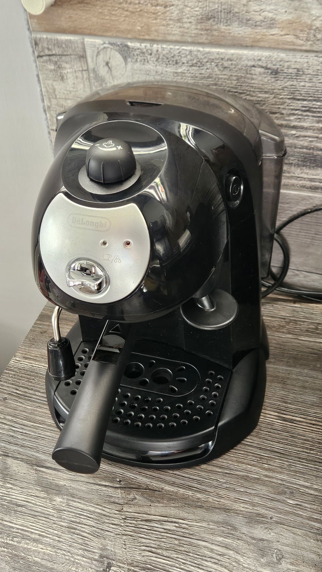 Кафемашина Delonghi EC201B