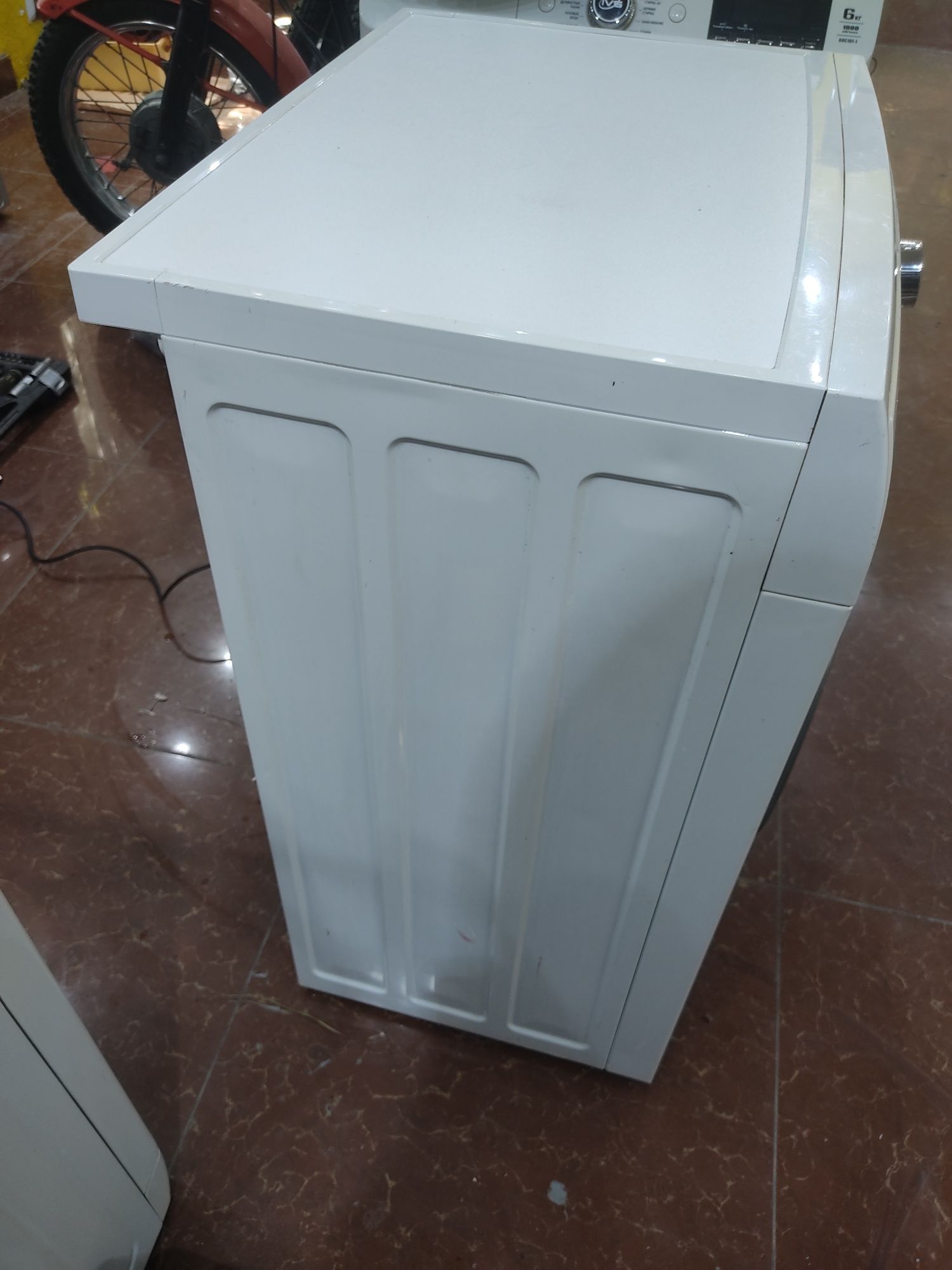 Продам стиральную машину Electrolux