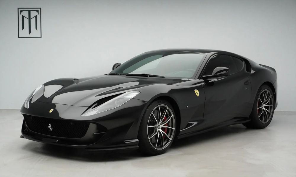 Ferrari 812