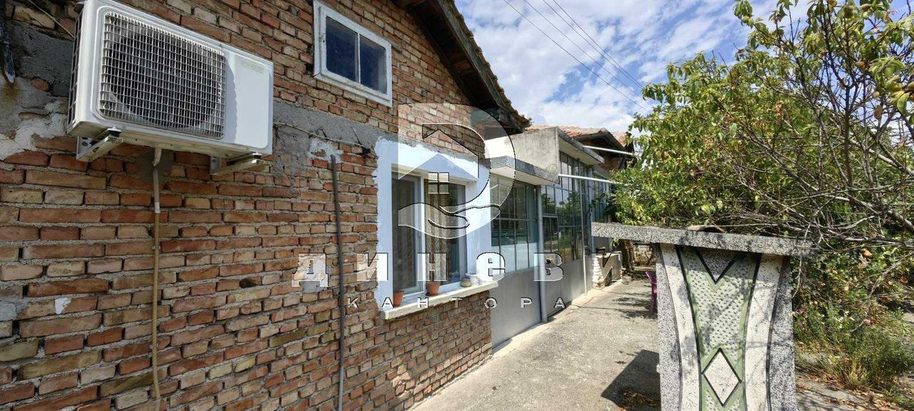 Продава се Къща в с. Сърнево, Област Стара Загора - 178 кв.м за 272 €/кв.м - Снимка #1