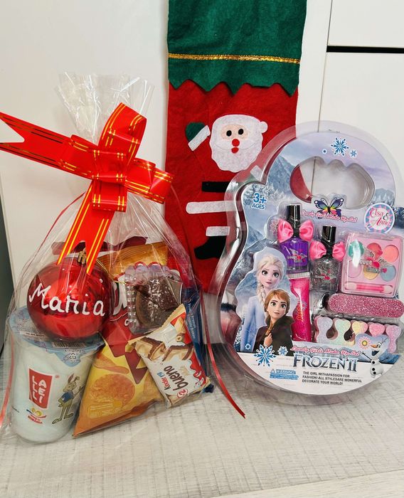 Set dulciuri+jucărie+ ciorap