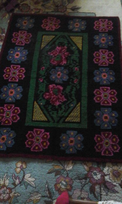 Cuvertu din lana lucrate manual