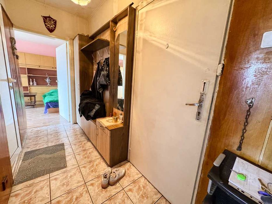 Двустаен апартамент в Родина 1, гр. Русе