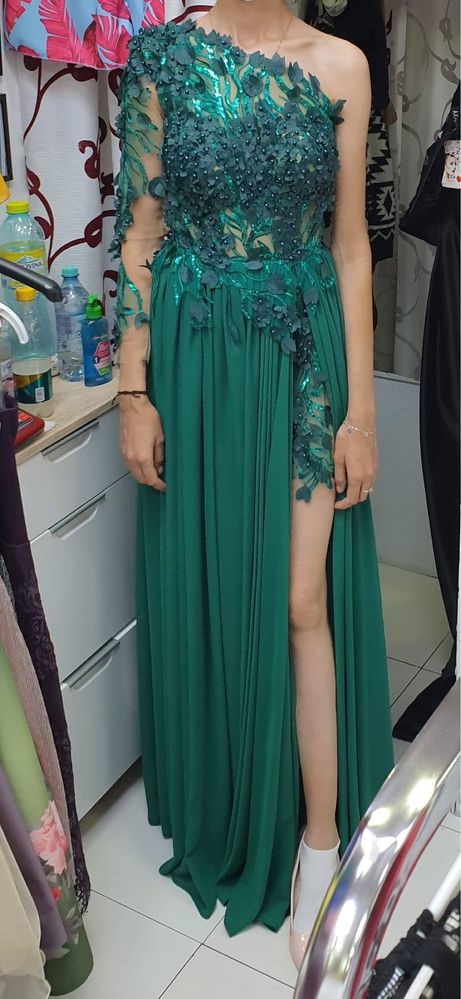 Rochie verde eleganta