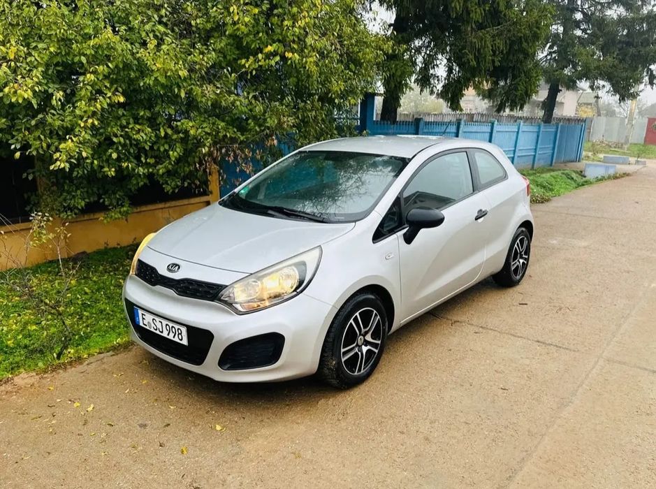 Vând kia Rio 1.4 benzina
