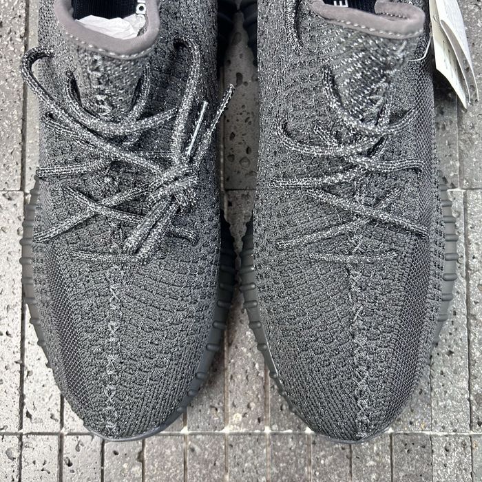 Yeezy boost 350 V2