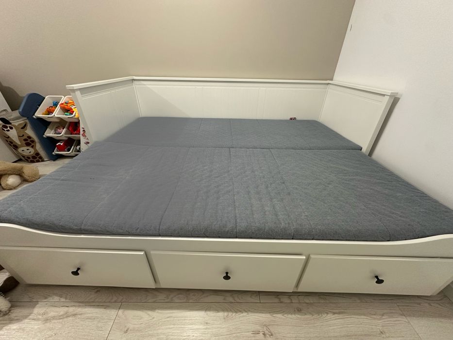 Pat Hemnes Divan cu 3 sertare/2 saltele IKEA ALB