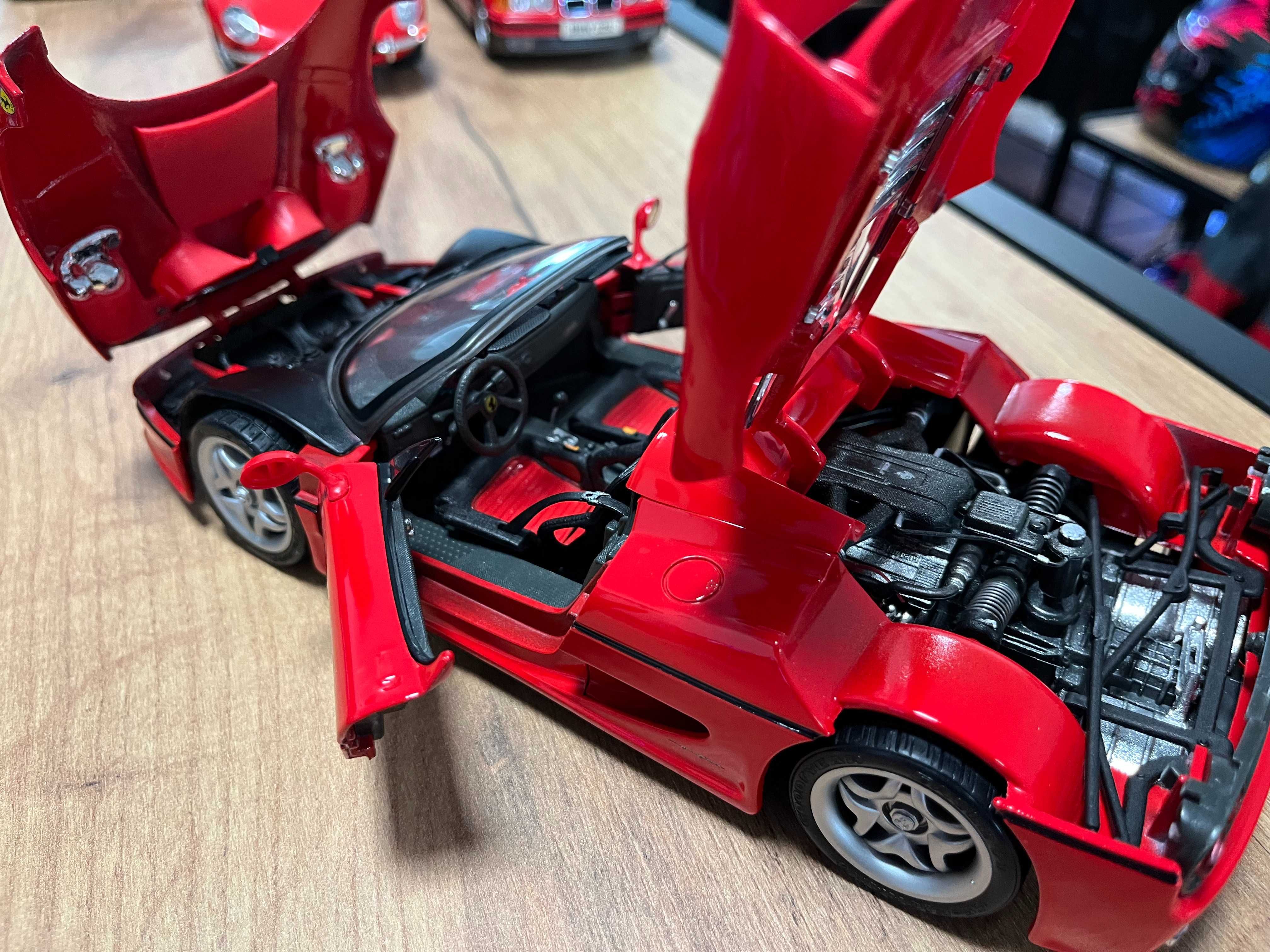 Метална колекционерска количка FERRARI  F50  CABRIO 1995г.1:18 мащаб