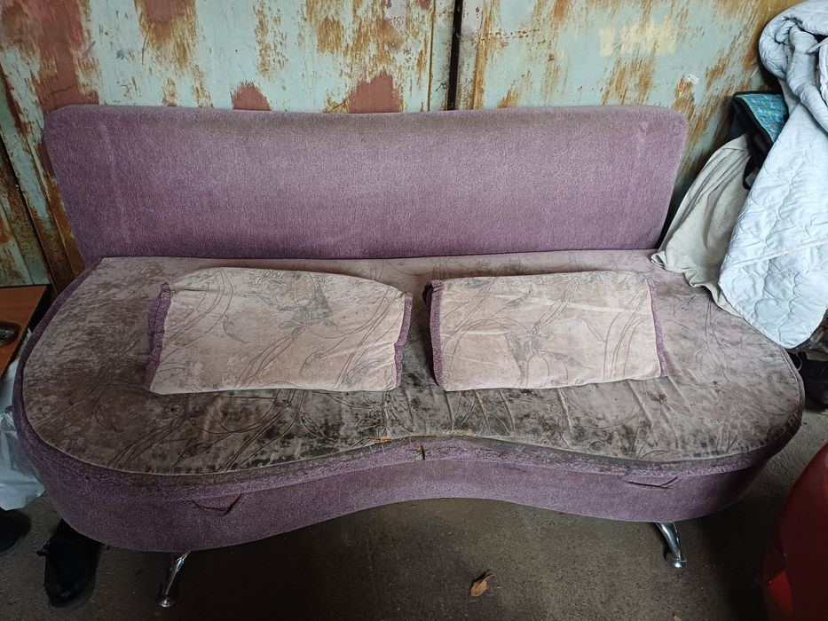 Диван раскладной.