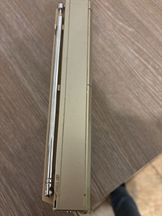 Radio Sharp Fv 610 bnb