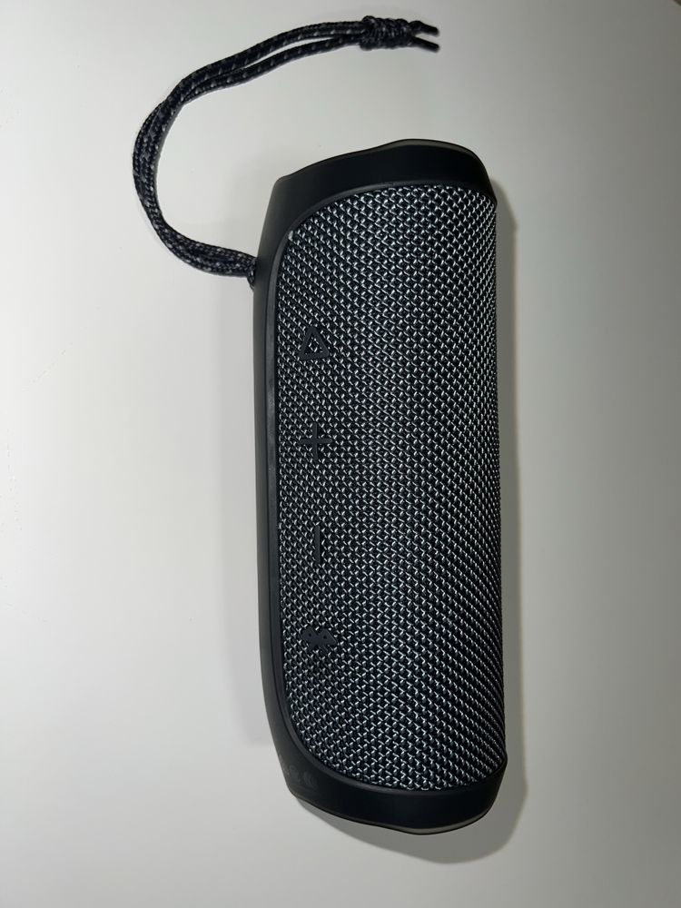 Jbl flip essential 2