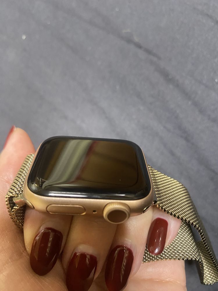 Apple watch 5th Series