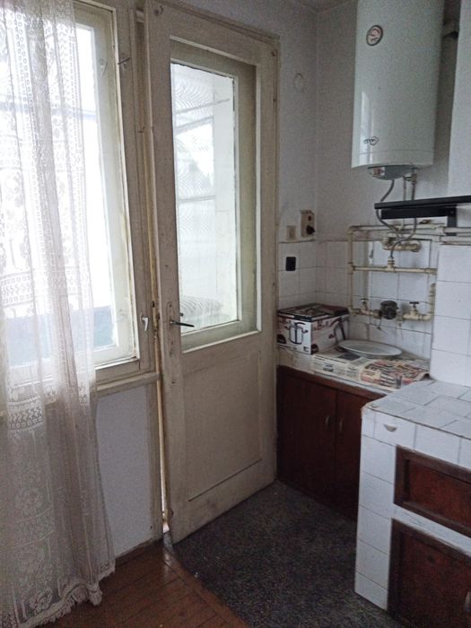 Продава се Двустаен апартамент в Велико Търново, Център - 41 кв.м за 1440 €/кв.м - Снимка #3