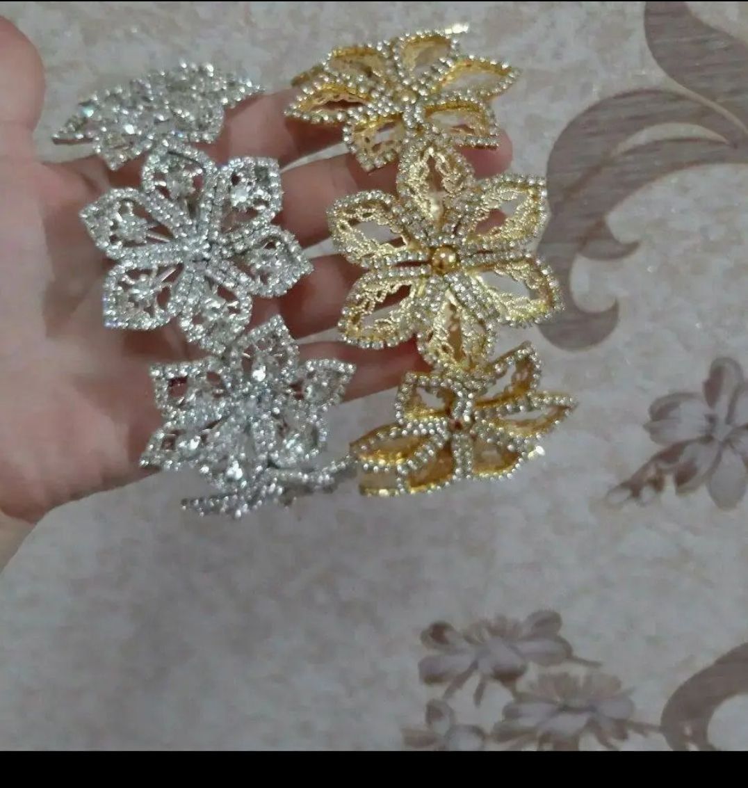 Diadema karonalar