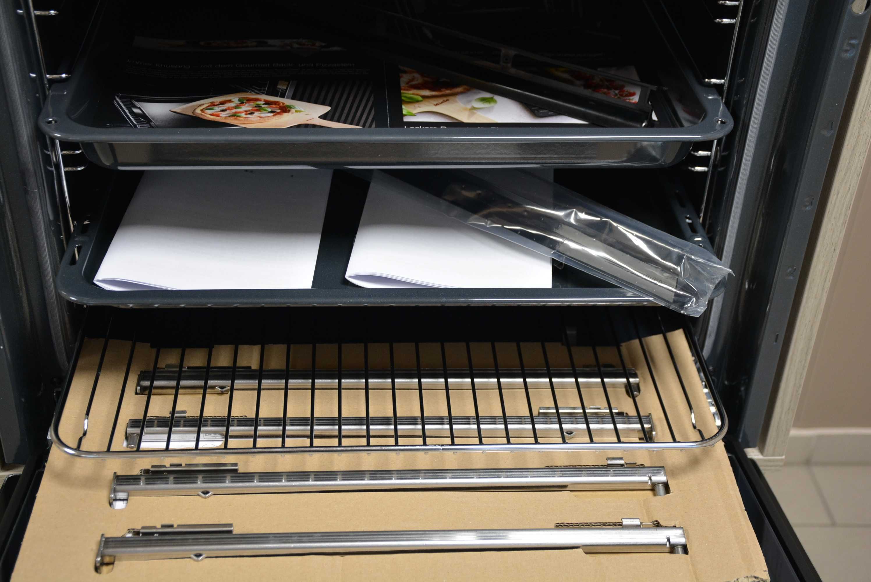 Фурна за вграждане AEG IKEA SMAKSAK
