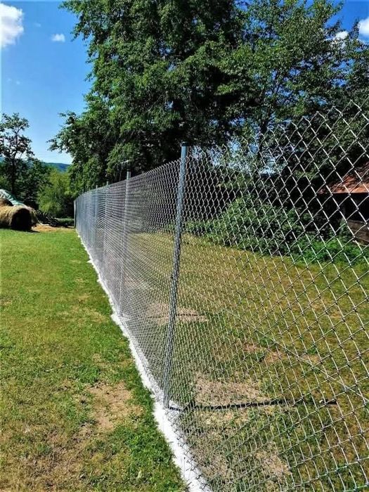 Realizăm Garduri din panouri stil jaluzele