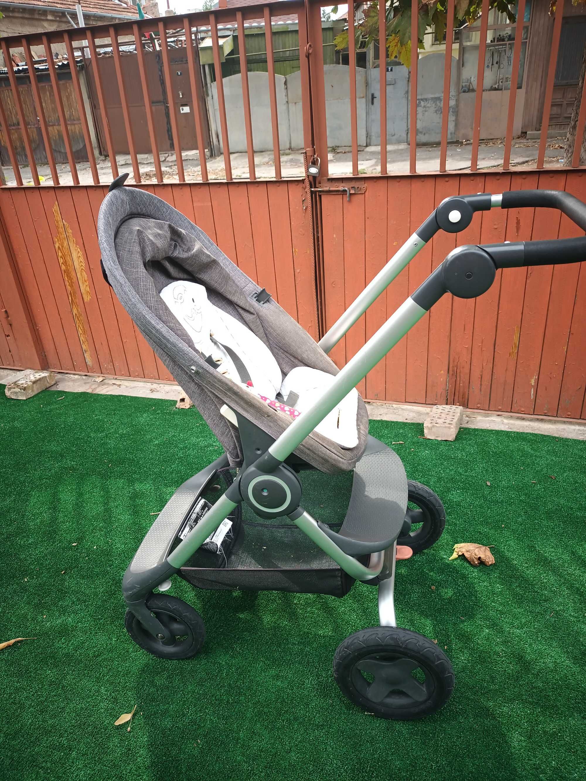 Бебешка количка Stokke