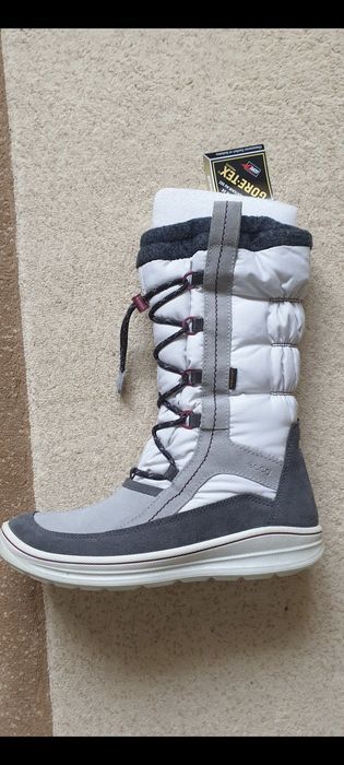 Зимние женские сапоги ECCO