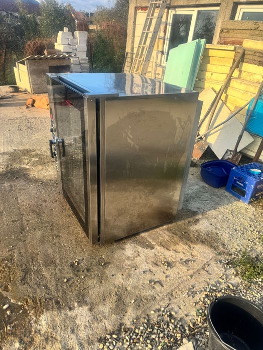 Cuptor profesional 10 tăvi EKA