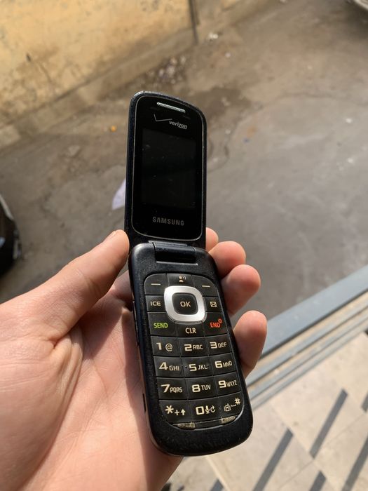 Samsung verizon gusto 3