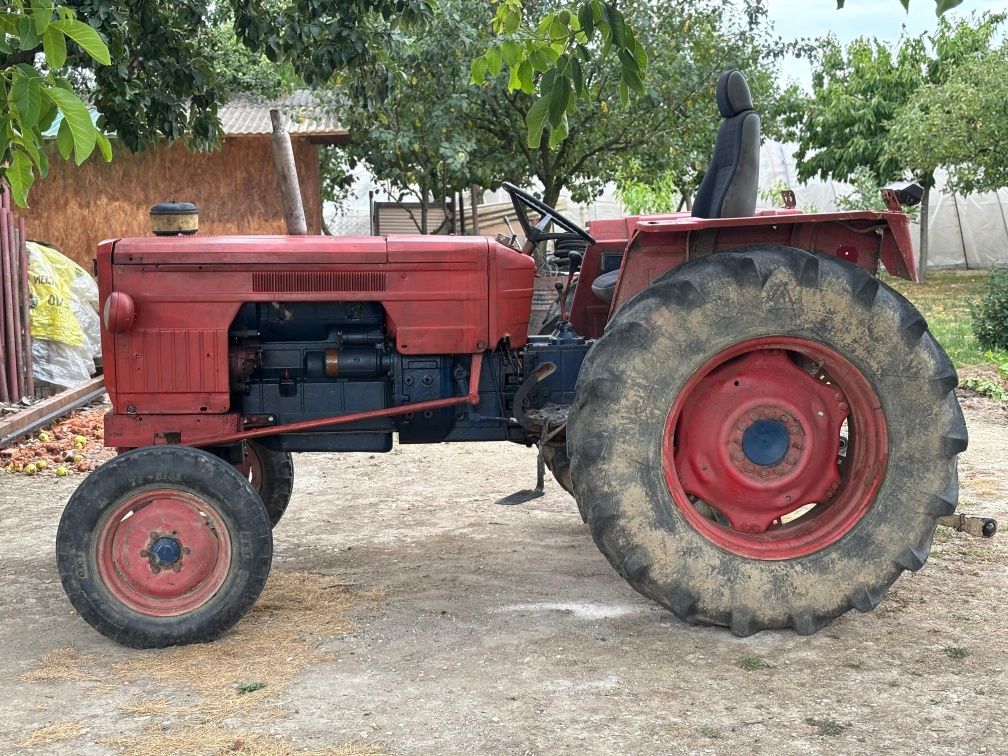Vând Tractor Cararo 600