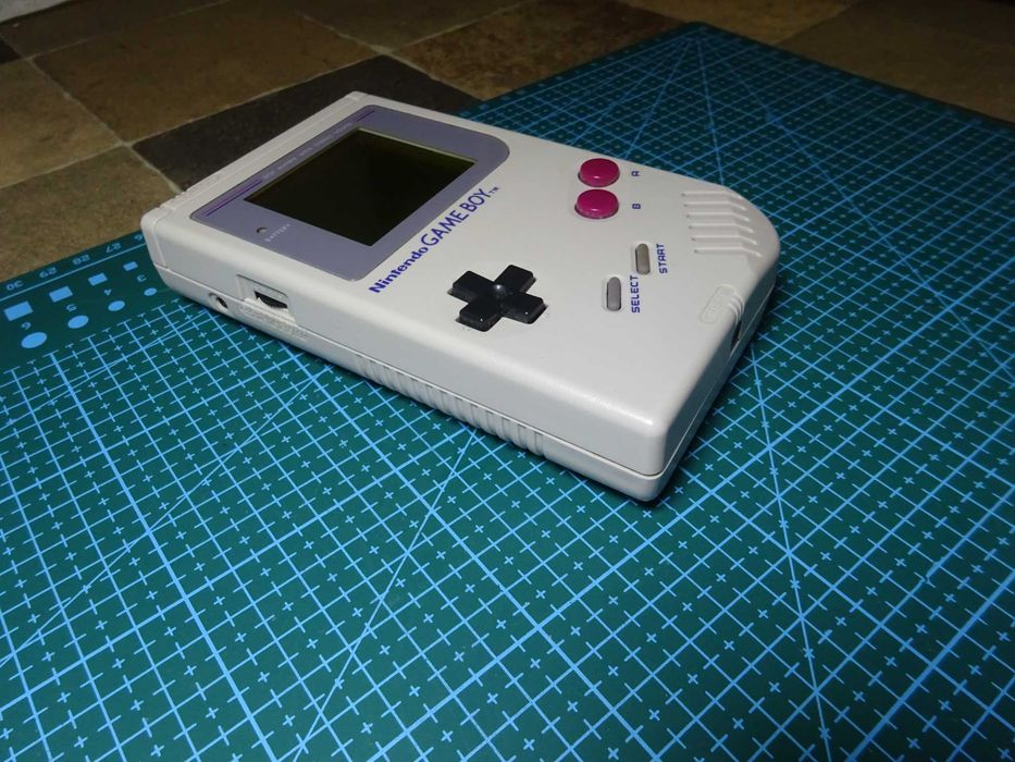 Consola jocuri retro Nintendo Game Boy DMG-01