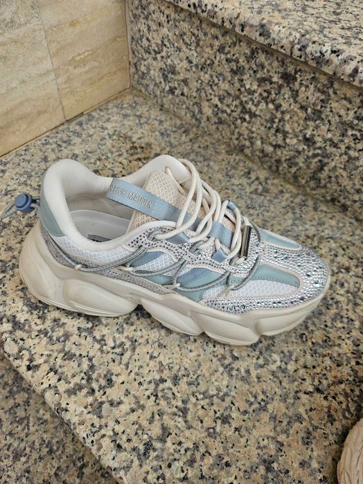 Steve Madden обувки