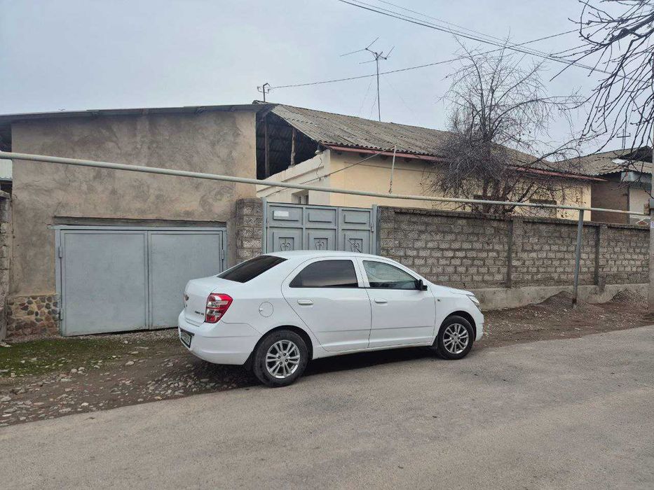 Янгибозорга яқин жойда  8.3 сотиқ уй сотилади. Банк орқали ипотекаям