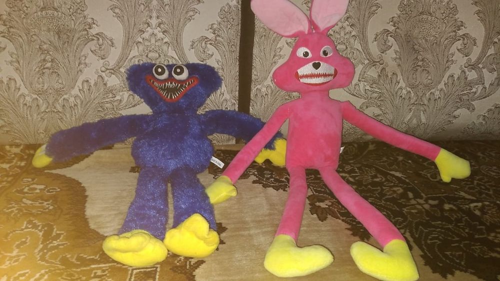 Мягкие игрушки эластичные хаги ваги и заяц цена двух 500тг