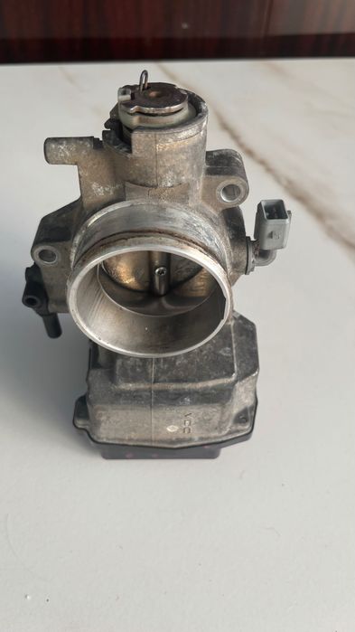 Vand clapeta accelerație Peugeot 307cc 2.0 benzina