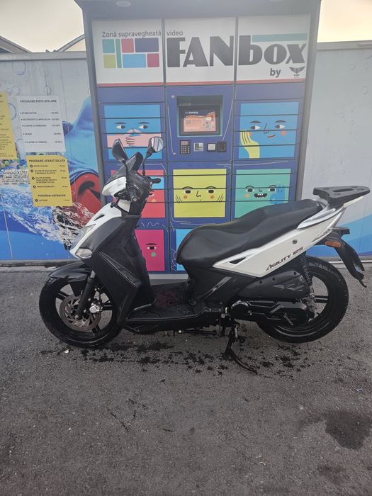 Scuter Kymco agility 125cm roti pe 16