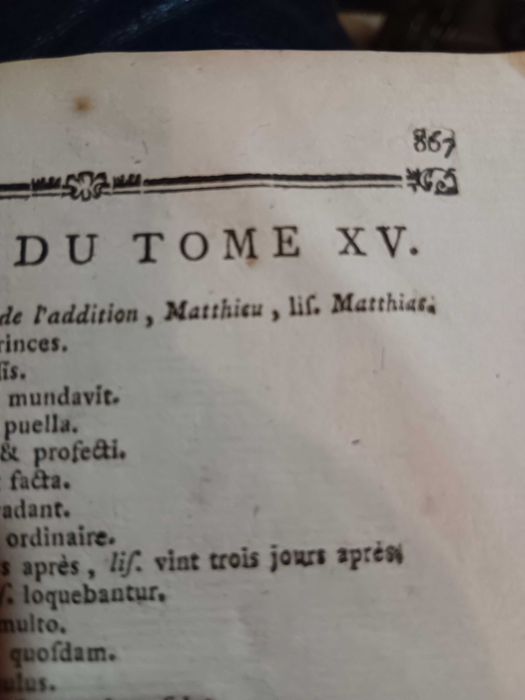 Biblie , Latino- Franceză , 867 pagini - Anul  1779 .