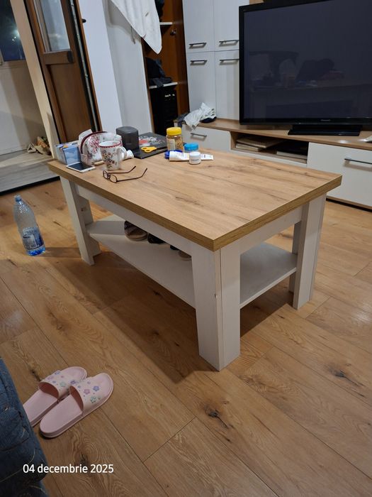 Masă sufragerie in stare perfectă
