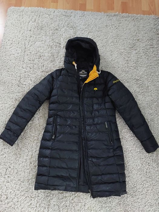 Дамско зимно яке. Размер М.