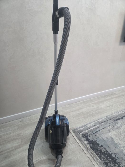Пылесос Samsung  2100w