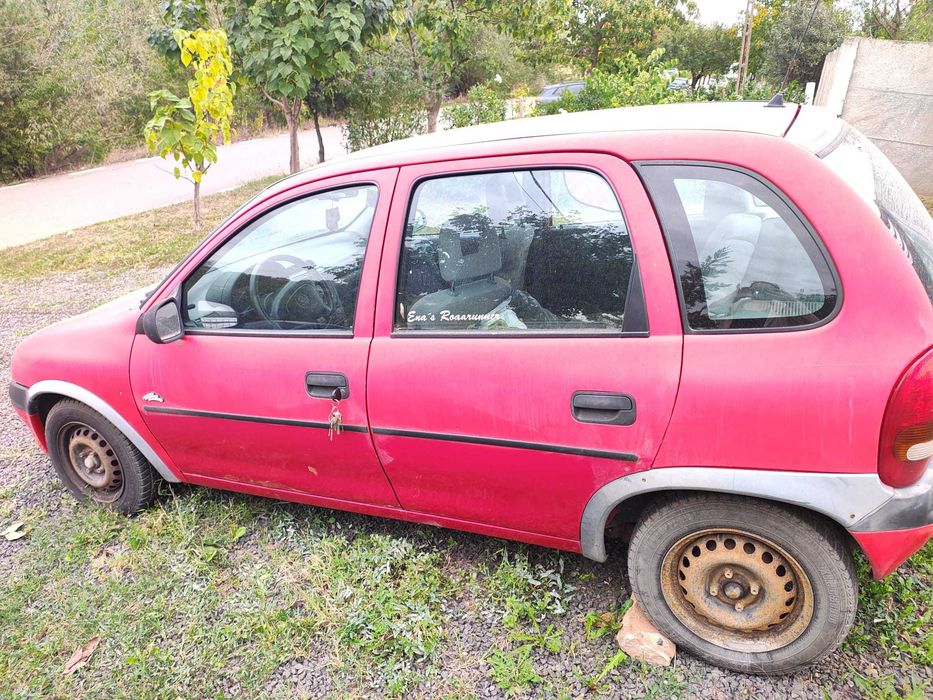Opel Corsa B 1.4 benzina numai pornește