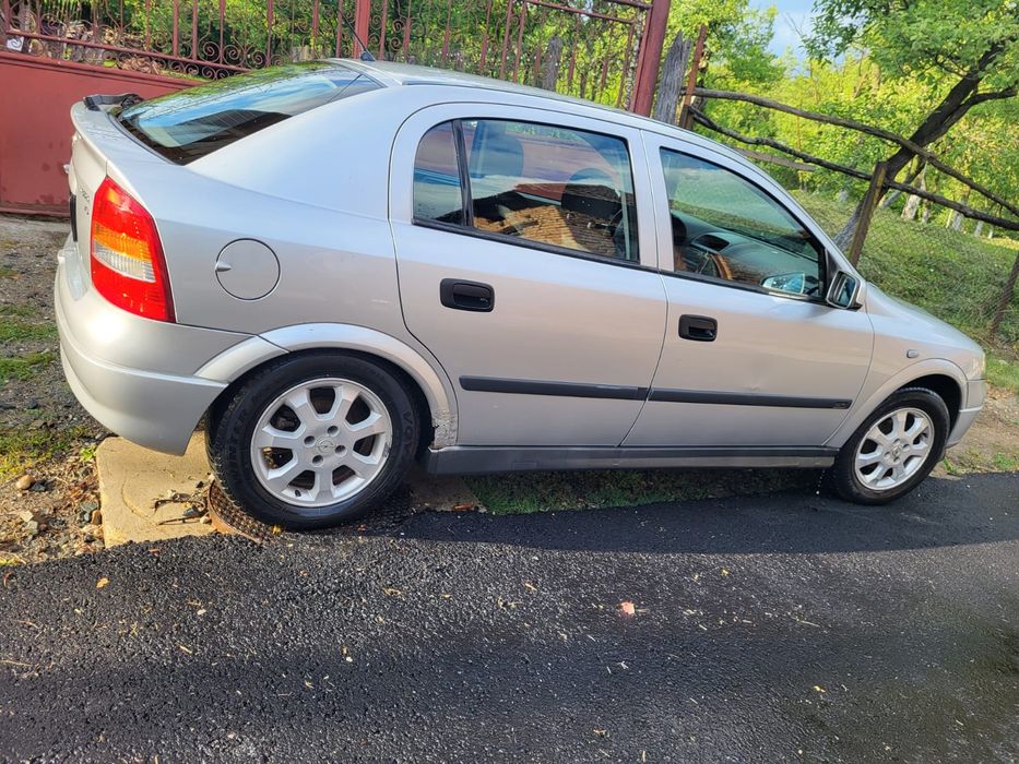 Vând Opel Astra G