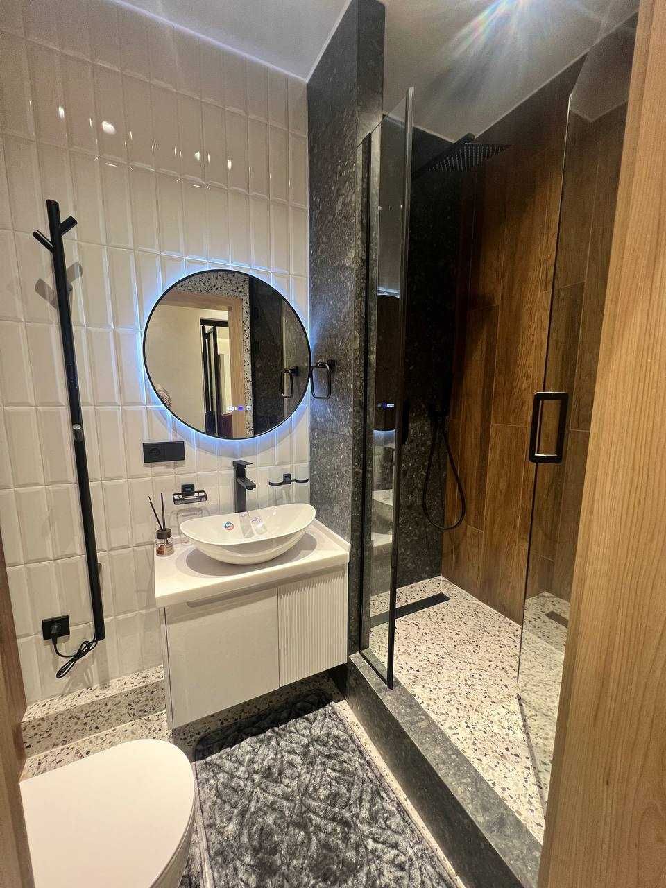 Ц-7, 80м², евро, кирпич, метро Космонавтов, ЦУМ, центр Ташкента`