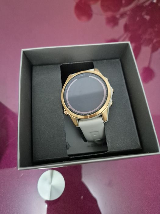 Vând garmin fenix 7s solar