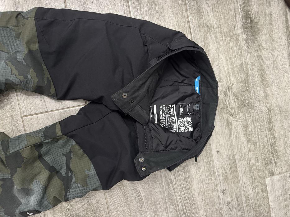 Costum de iarna/ schi O’ NEILL