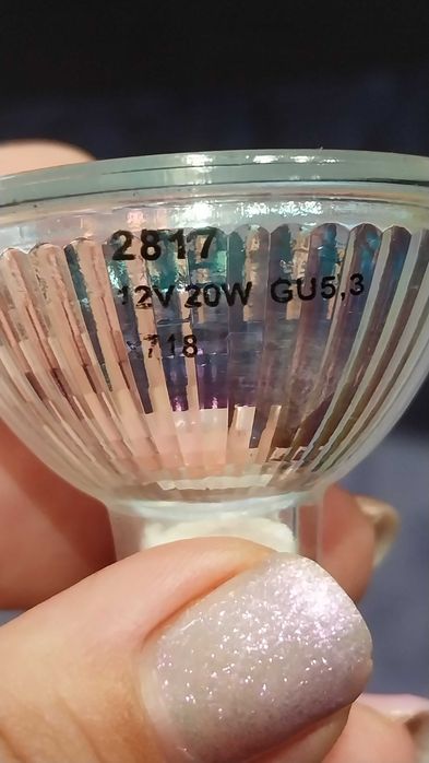 Продавам комплект трафове с лунички и осветителни тела за вгаждане