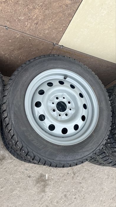 175/65 R14 зима, на штампах