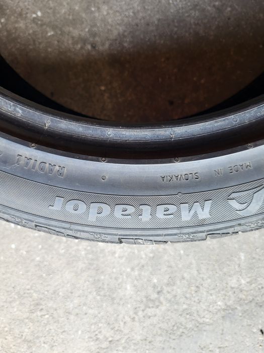 2 anvelope 225 45 R 17 Matador iarna