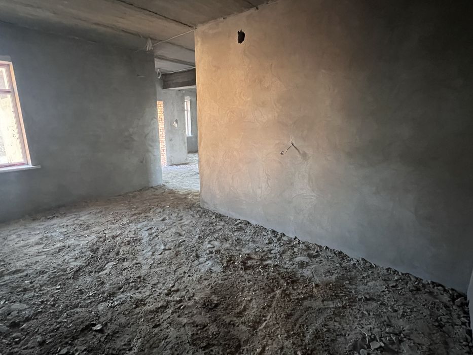 Хай тек фасонда салынган толык питпеген 2-этажлы жай сатылады