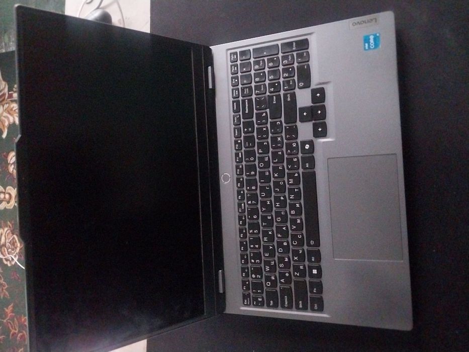 Lenovo LOQ Igrovoy noutbuk