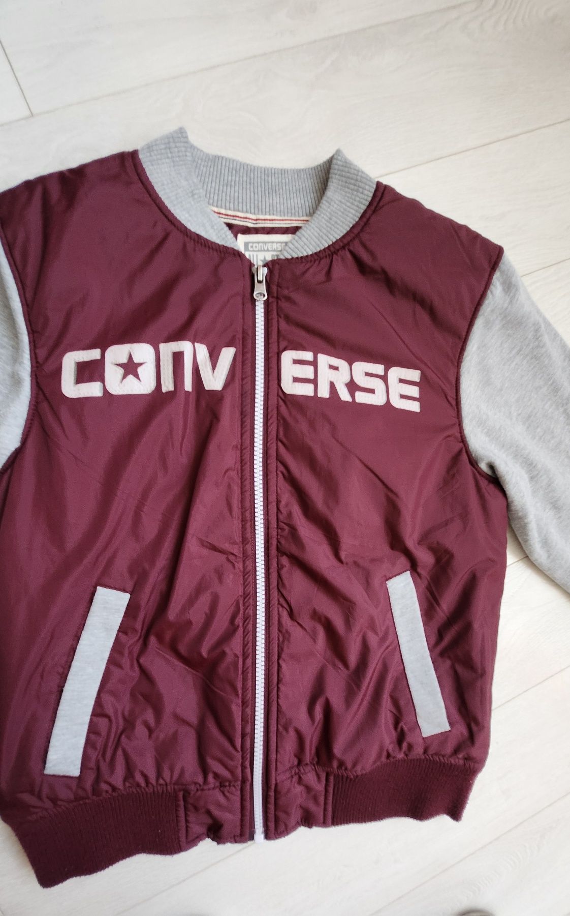 Яке 10-12 год и кецове Converse 36номер